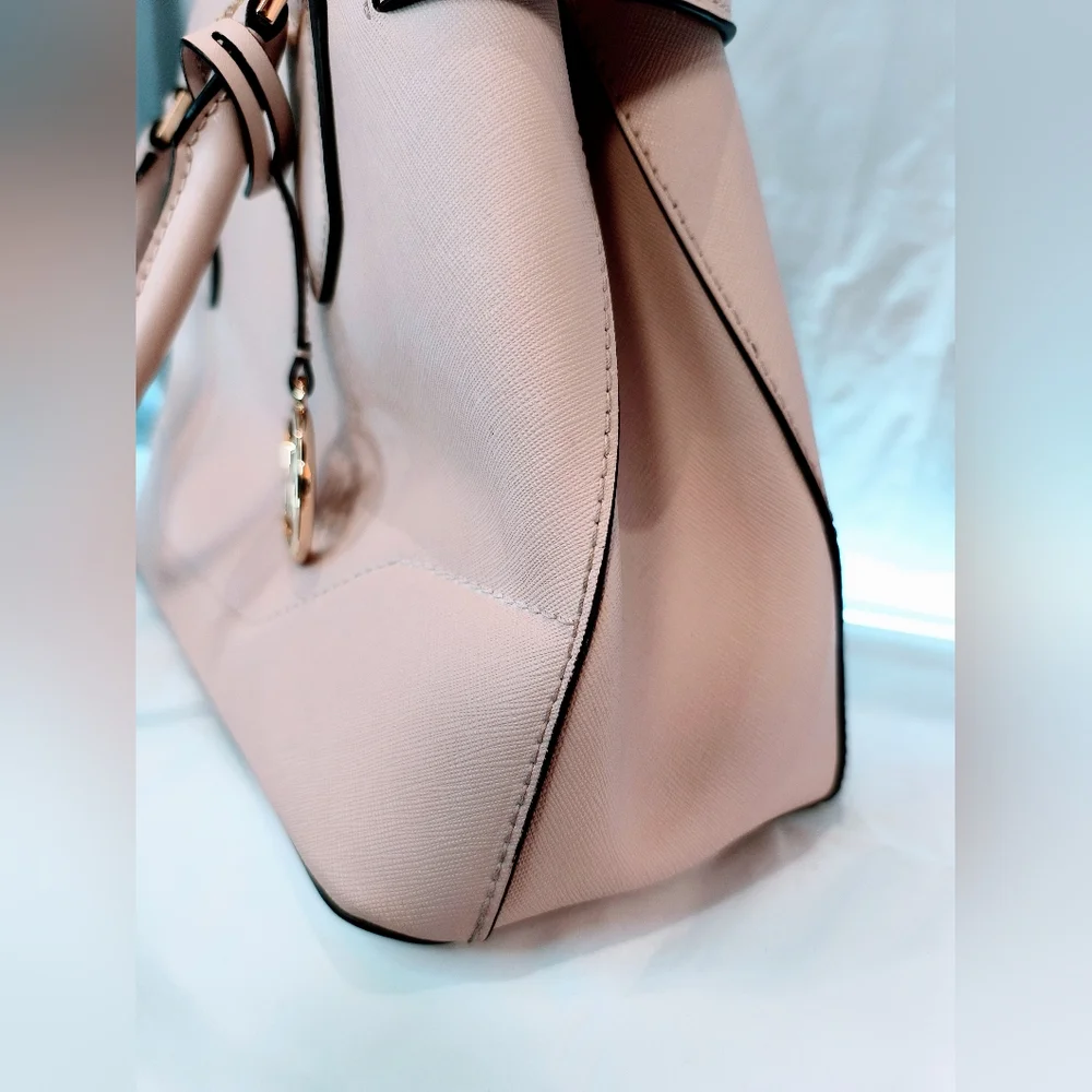 MICHAEL KORS Light Pink Lynn Saffiano Leather Satchel Bag